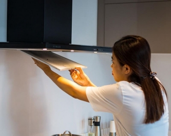 Hướng Dẫn Tự Vệ Sinh Máy Hút Mùi Đơn Giản