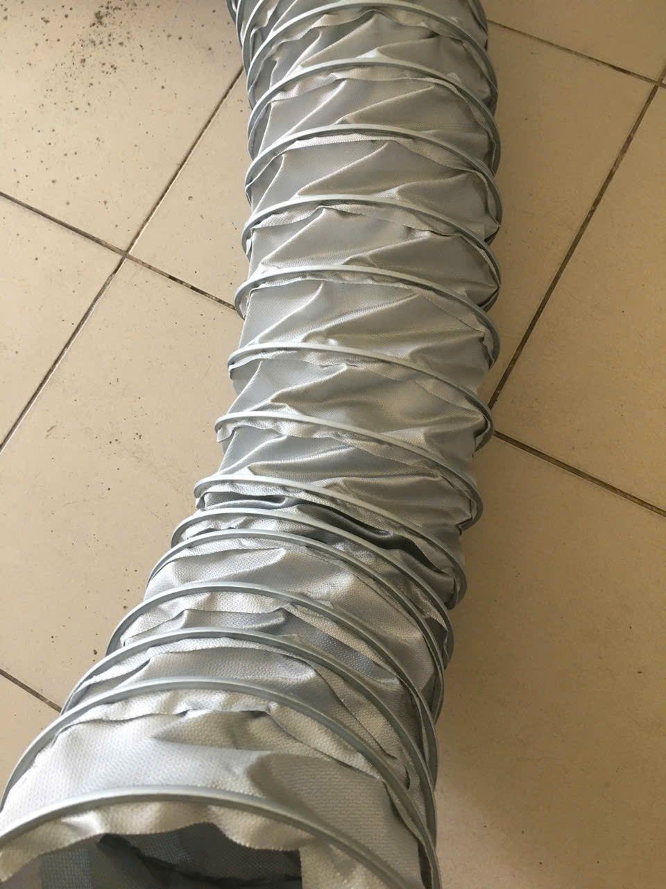 Hàng ống vải chống cháy chuẩn xuất xưởng