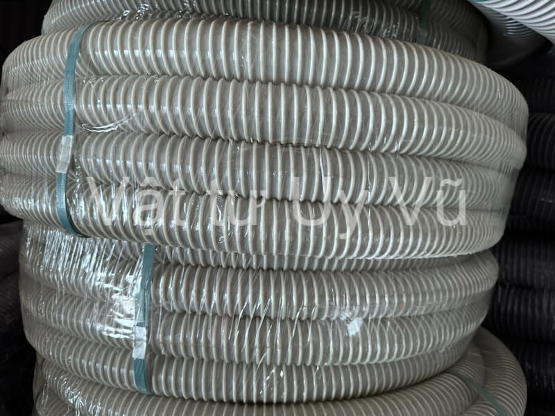 Lưu ý trước khi lắp ống hút bụi gân nhựa nhà xưởng