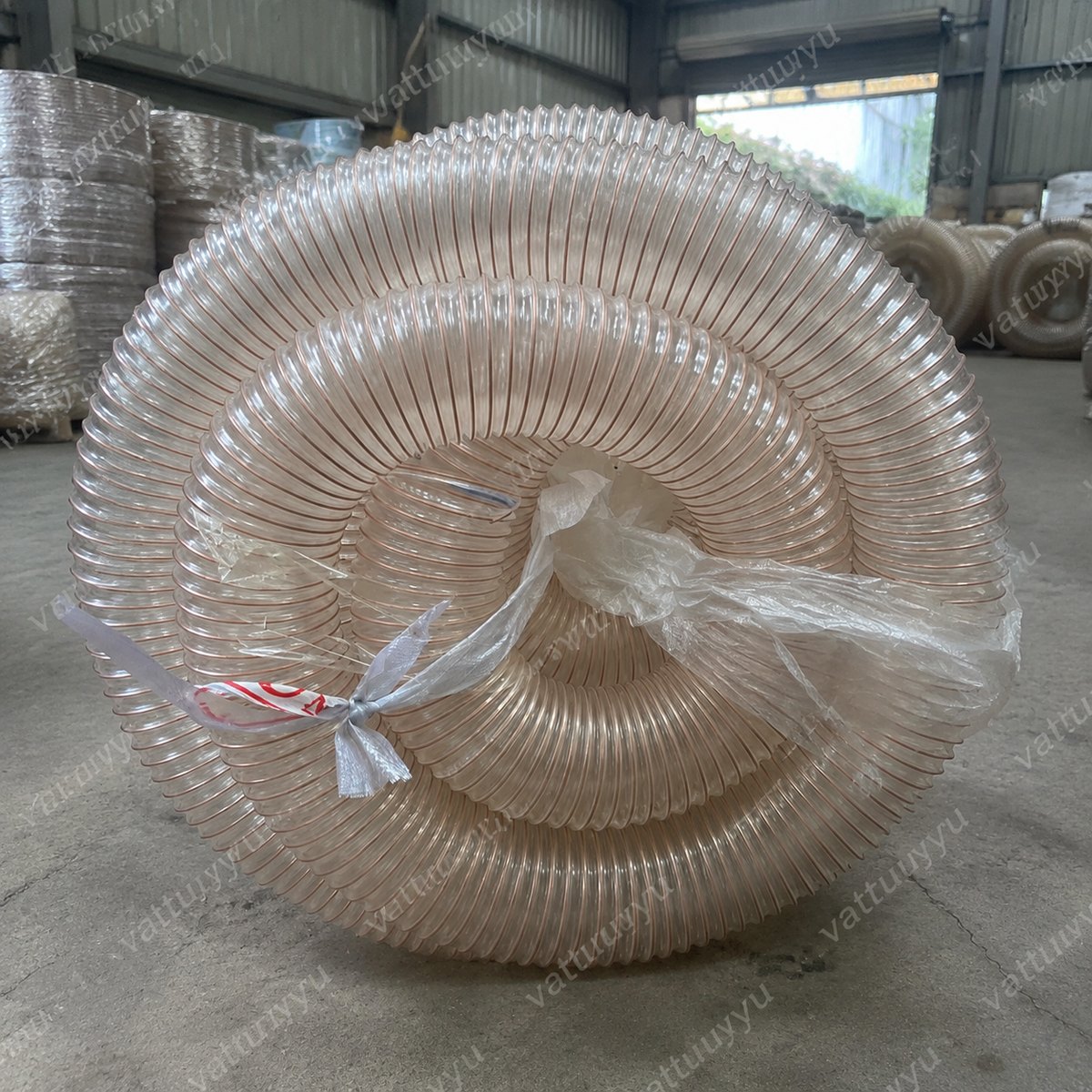 Ống hút bụi PU lõi đồng phi 60mm chống tĩnh điện - ảnh thực tế cuộn ống PU lõi đồng