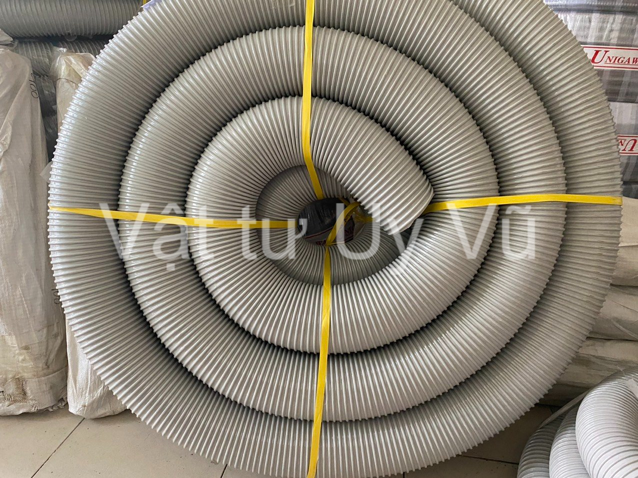 Các bước lắp đặt ống hút bụi gân nhựa nhà xưởng đúng kỹ thuật