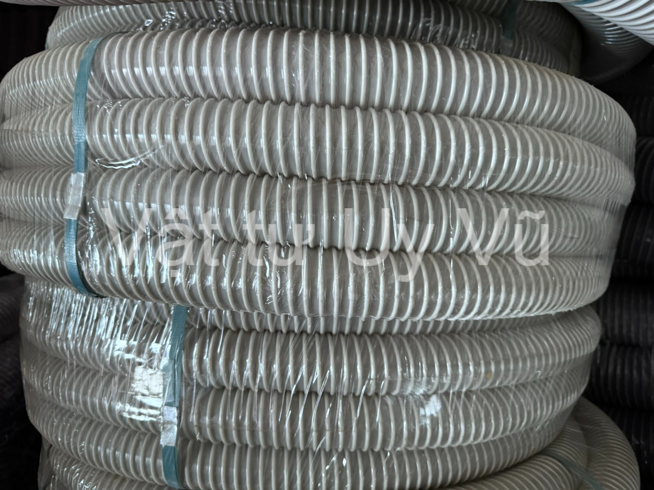 Những môi trường không phù hợp với ống hút bụi gân nhựa