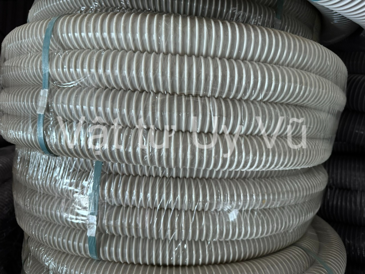 Ống hút bụi gân nhựa cho máy hút bụi 2kW